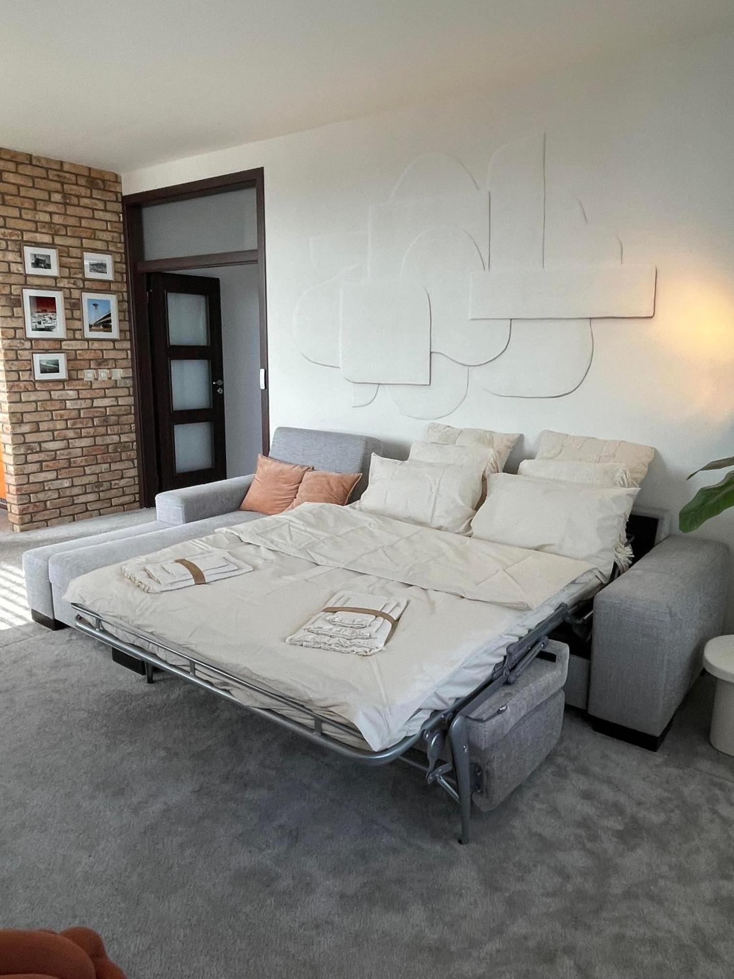 Panorama View Design Apt In Old Town - Free Parking Bratislava Luaran gambar