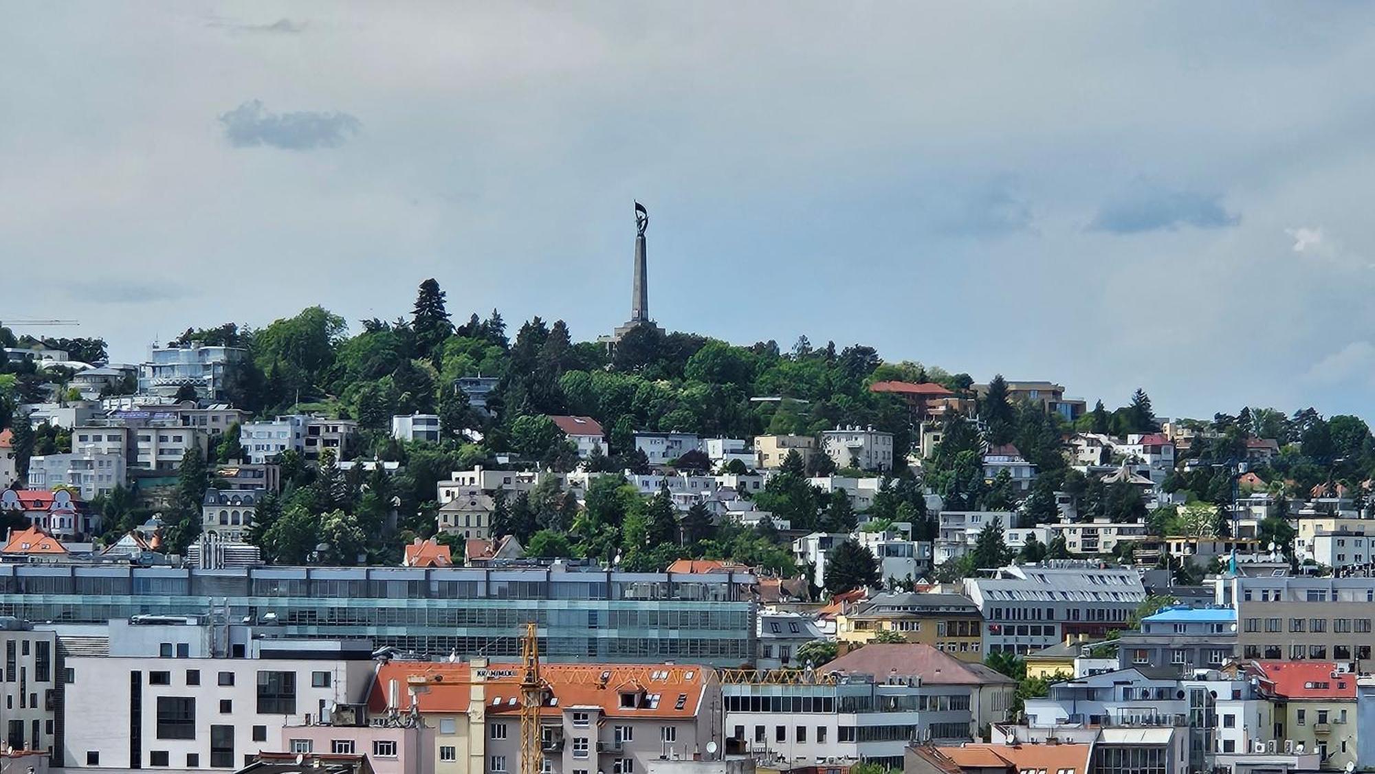 Panorama View Design Apt In Old Town - Free Parking Bratislava Luaran gambar