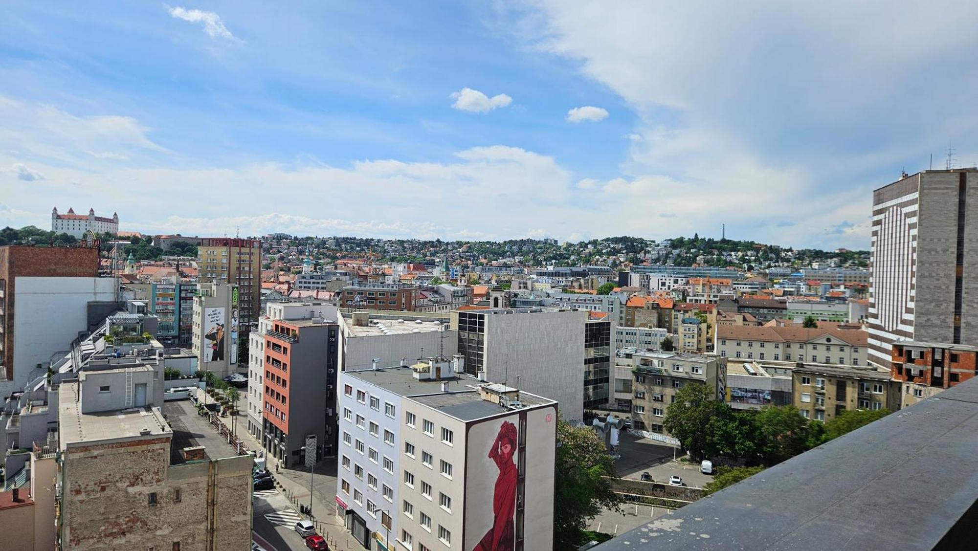 Panorama View Design Apt In Old Town - Free Parking Bratislava Luaran gambar